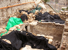 King David's Palace? Excavation by Eilat Mazar. Photo by Ferrell Jenkins 11-07-2005. BiblicalStudies.info.