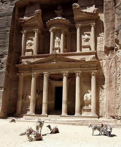 Treasury at Petra. Photo by Ferrell Jenkins, BiblicalStudies.info.